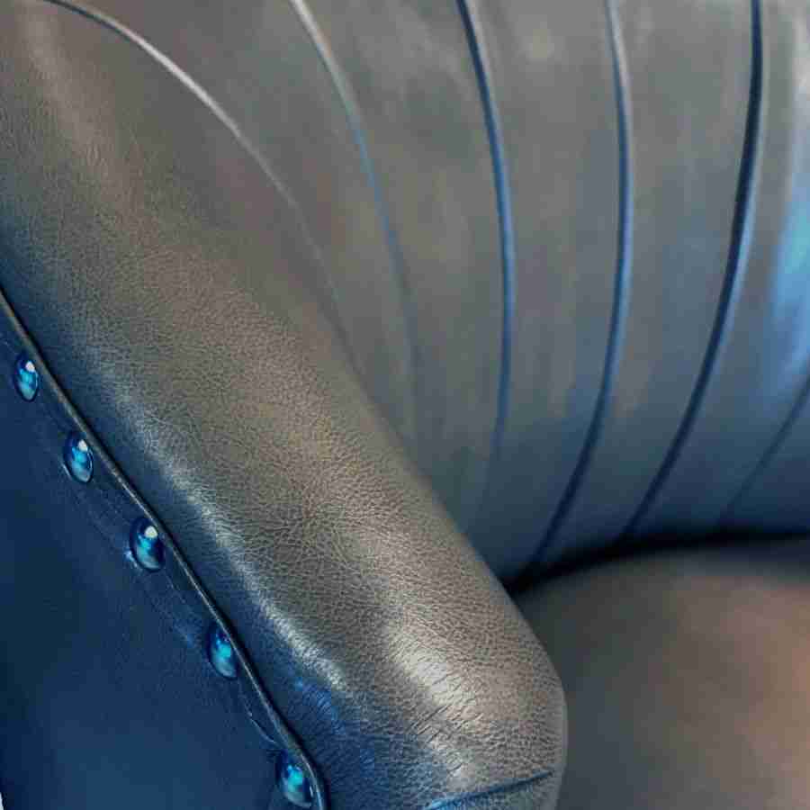 Modern Leather Chairs for Sale